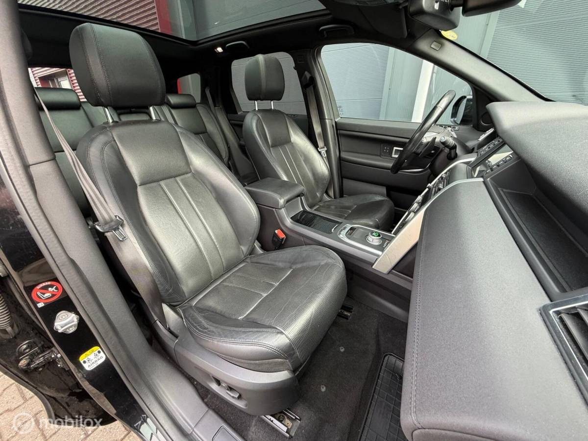 Land Rover Discovery Sport Land Rover Discovery Sport 2.0 TD4 Luxury Pano.dak/Trekhaak/LED