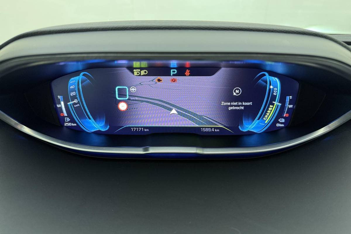 Peugeot 3008 Peugeot 3008 1.6 HYbrid 180 Allure Pack Business | 19 inch | Automaat | Navigatie | Camera | Climate control | Parkeersensoren