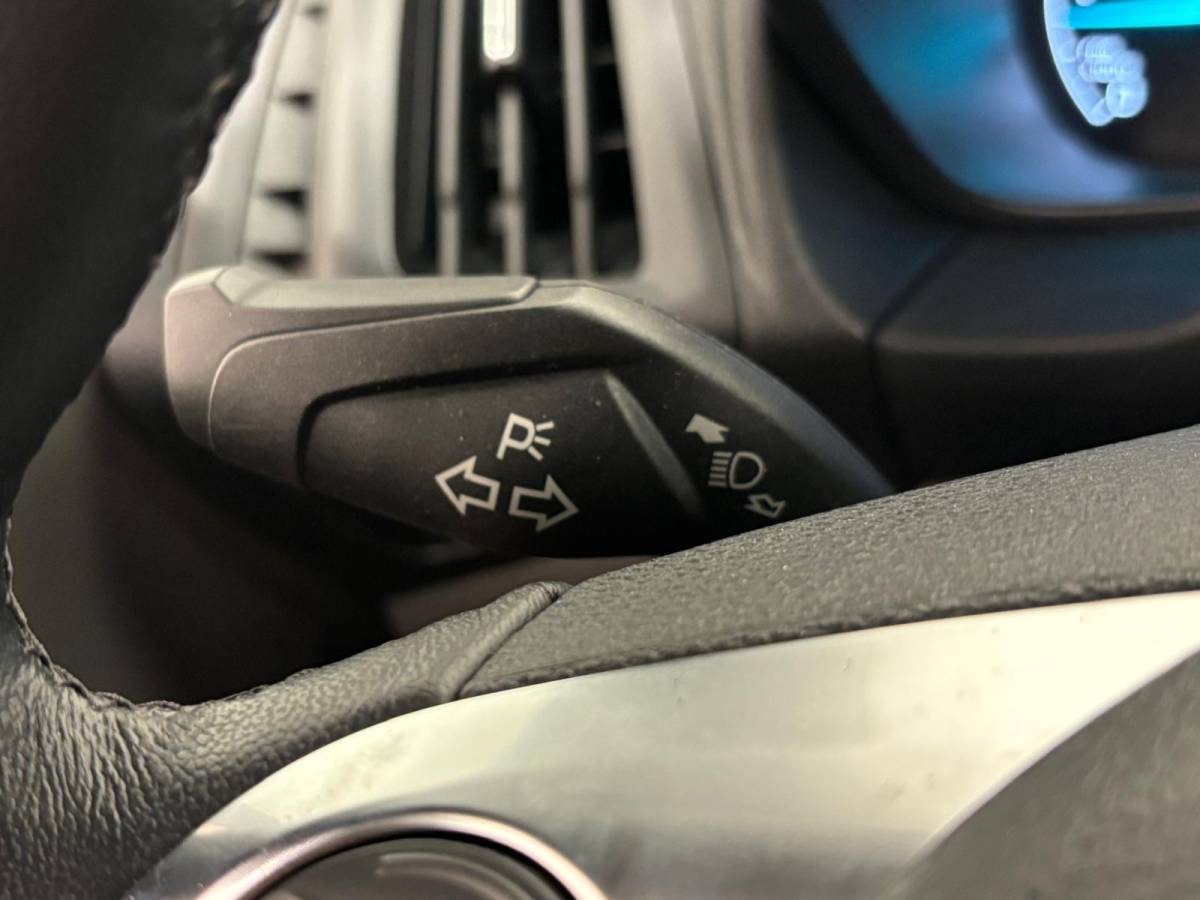 Ford Transit Connect Ford Transit Connect 1.5 EcoBlue Automaat L2 Trend RAPTOR EDITION Navigatie Airco Parkeersensoren Cruise Control 3Zits Camera DAB+
