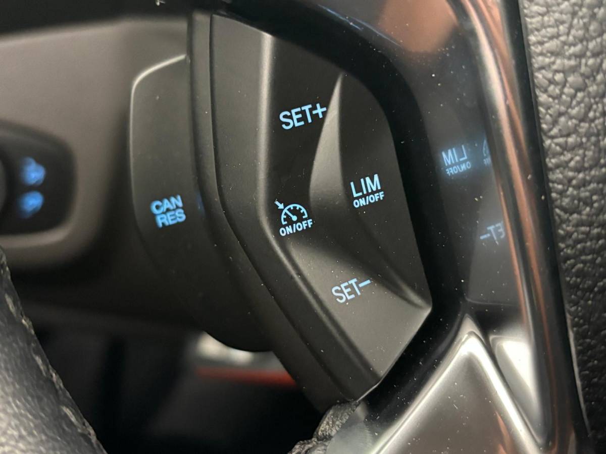 Ford Transit Connect Ford Transit Connect 1.5 EcoBlue Automaat L2 Trend RAPTOR EDITION Navigatie Airco Parkeersensoren Cruise Control 3Zits Camera DAB+