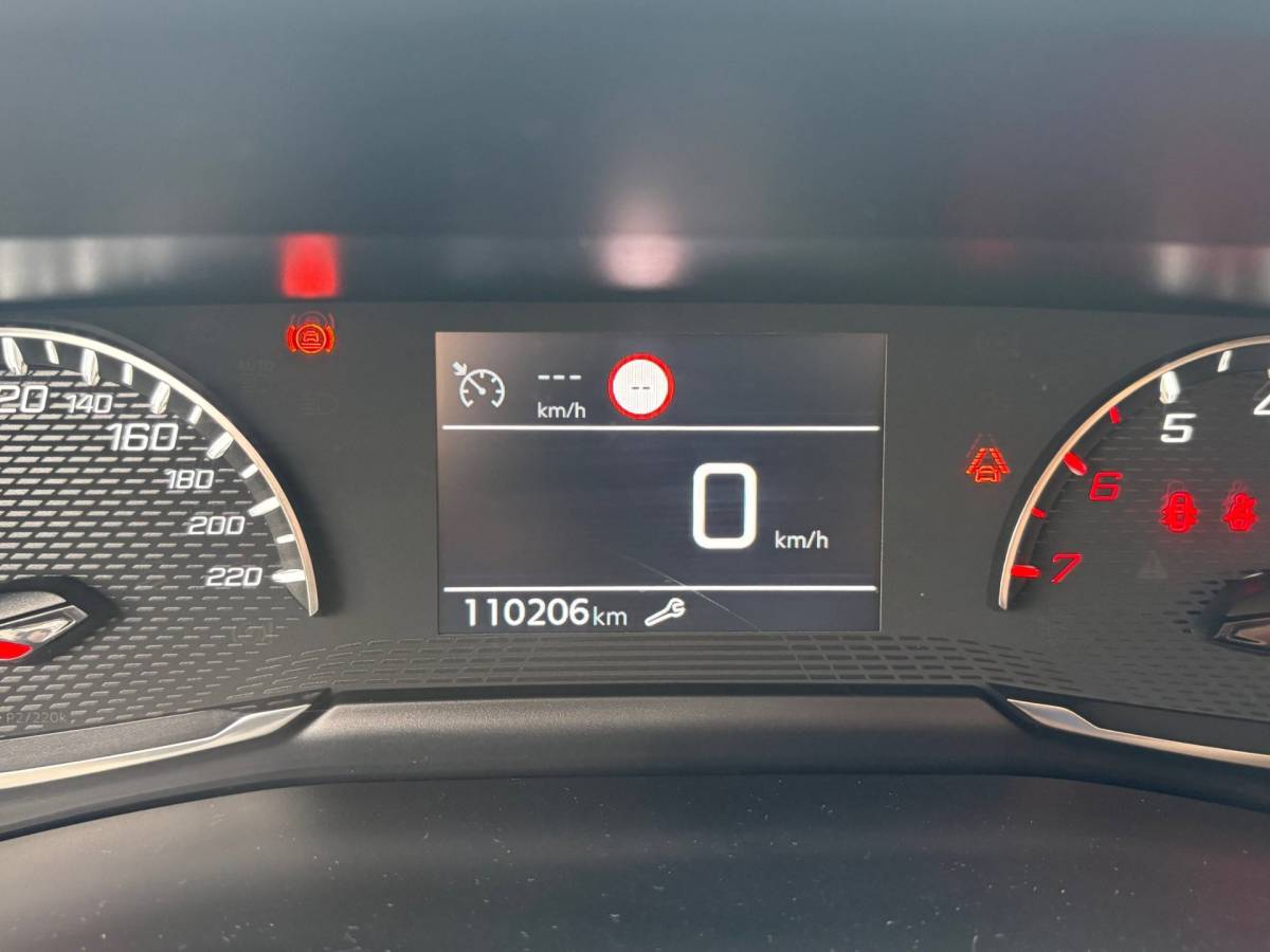 Peugeot 208 Peugeot 208 1.5 BlueHDi Blue Lease Allure|Carplay|PDC