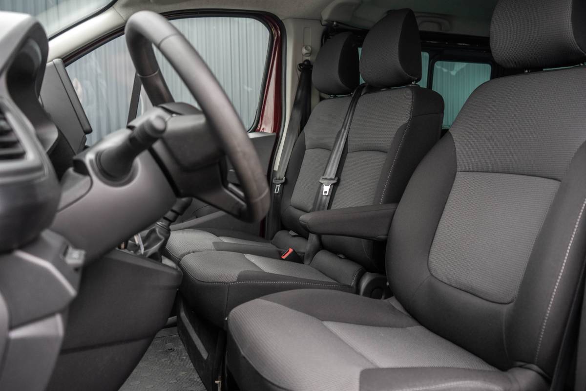 Renault Trafic Renault Trafic **Blue dCi 150PK | L2H1 | 9-Zits | Incl. BTW/BPM | LED   LED | Camera | Navi | Zijschuifdeur R+L | Cruise | Airco | PDC**