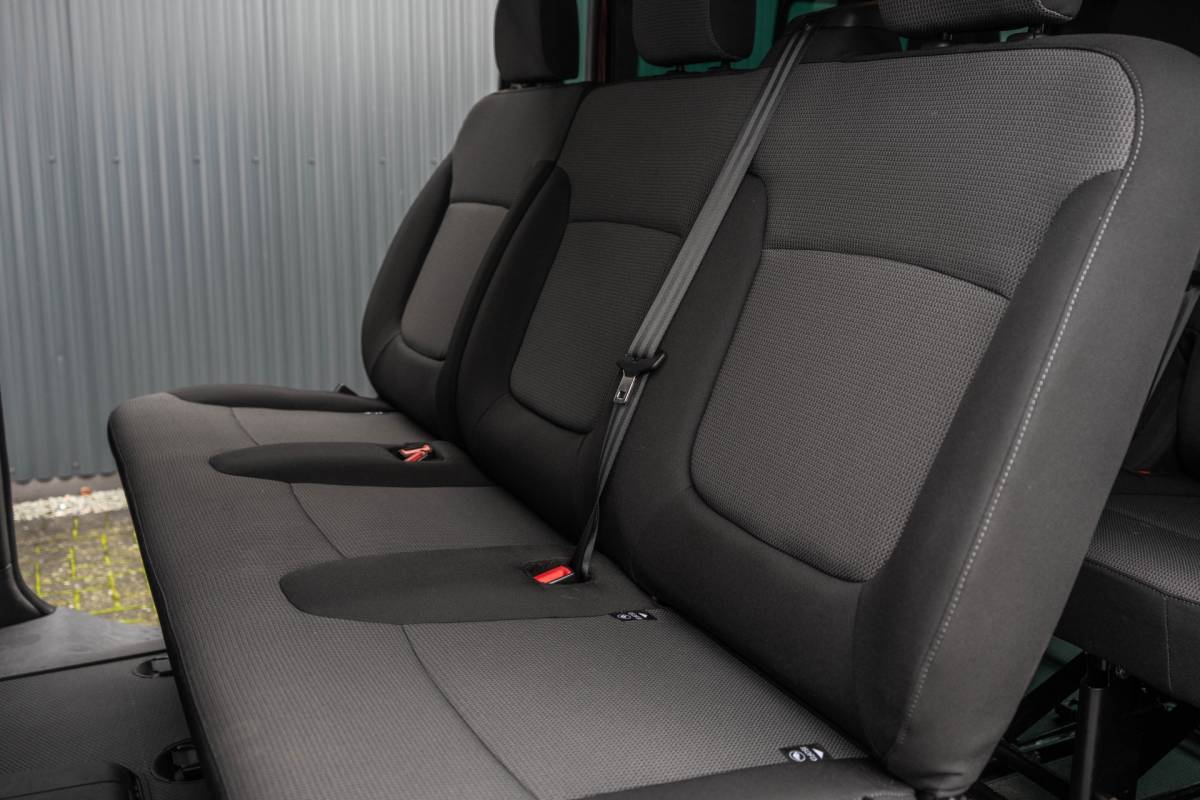 Renault Trafic Renault Trafic **Blue dCi 150PK | L2H1 | 9-Zits | Incl. BTW/BPM | LED   LED | Camera | Navi | Zijschuifdeur R+L | Cruise | Airco | PDC**