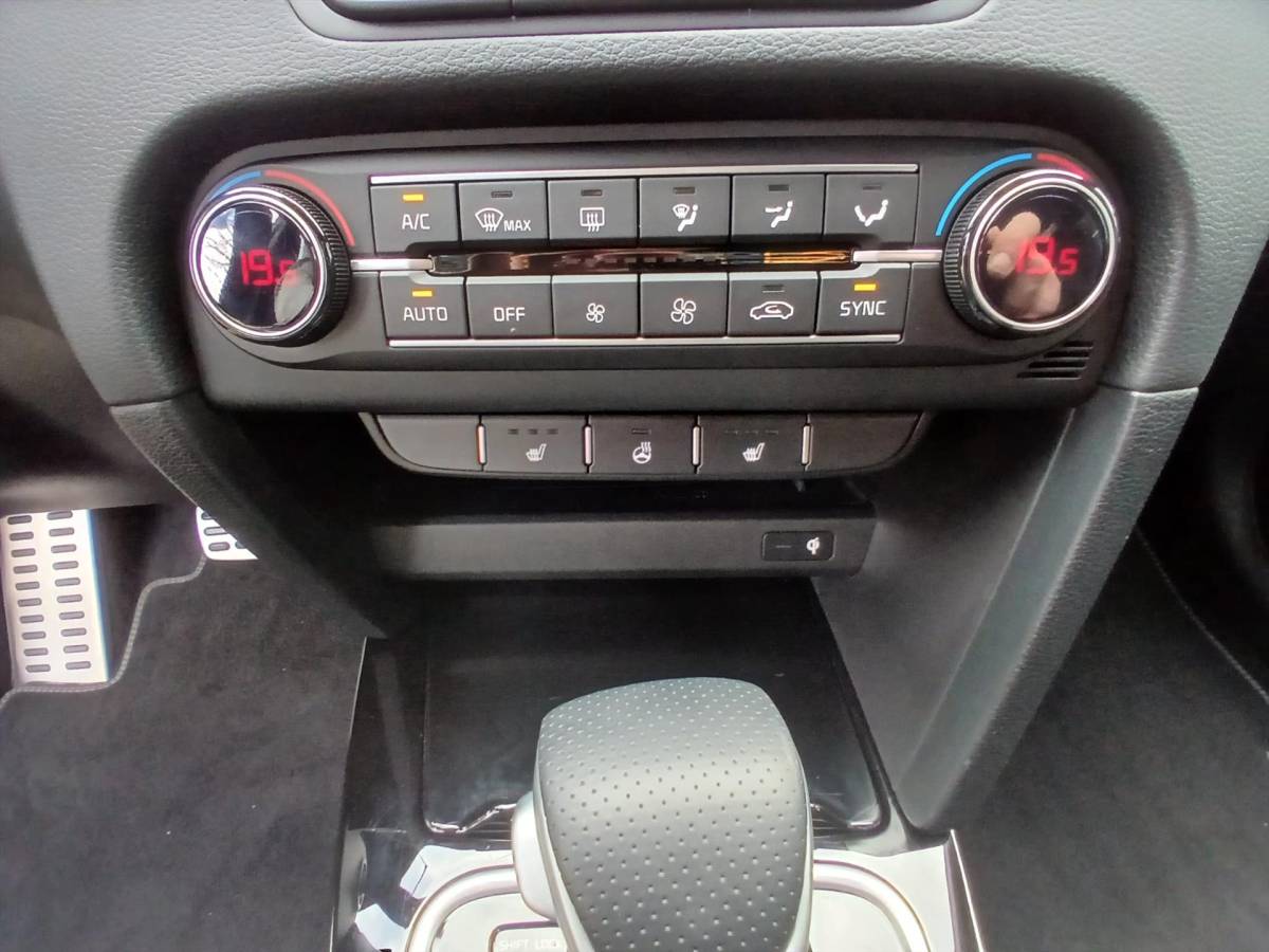 Kia Ceed Sportswagon KIA Ceed Sw 1.5 T-GDi GT-PlusLine |Navi |Camera |Schuifdak!