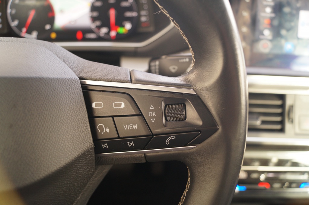 SEAT Tarraco Seat Tarraco 1.5 TSI 150pk DSG Style 7-persoons -NAVI-LED-PDC-ECC-
