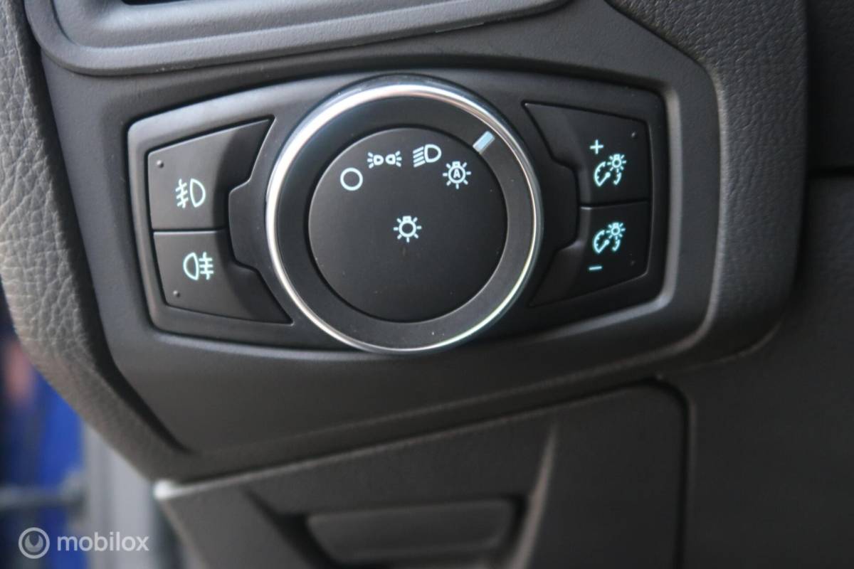 Ford Focus Ford Focus Wagon 1.5 183PK ST Line AUTOMAAT,CARPLAY,LEDVER.