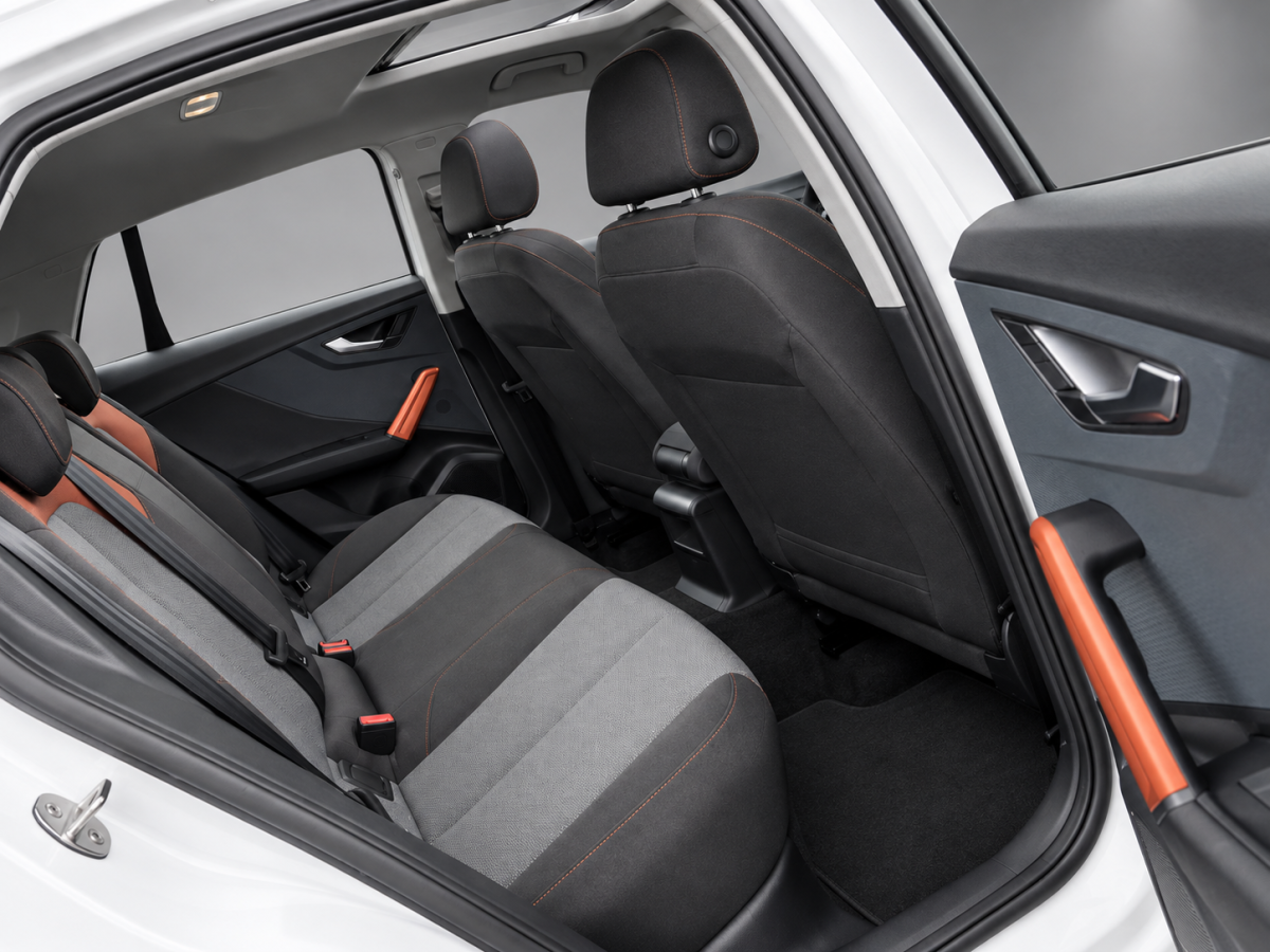 Audi Q2 Audi Q2 35 TFSI CoD Design Pro Line, Aut, Trekhaak, Stoelverw, Pdc, Schuifdak, Carplay, Navi, Geen import, Nap!