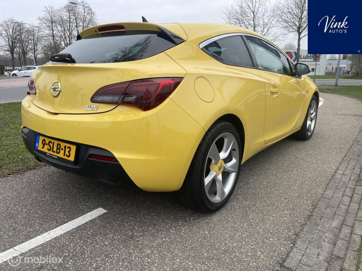 Opel Astra Opel Astra GTC 1.6 Turbo Design Edition | Leer | NAV