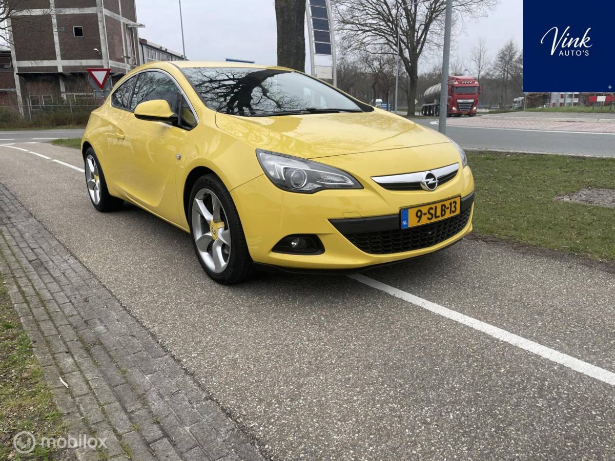 Opel Astra Opel Astra GTC 1.6 Turbo Design Edition | Leer | NAV