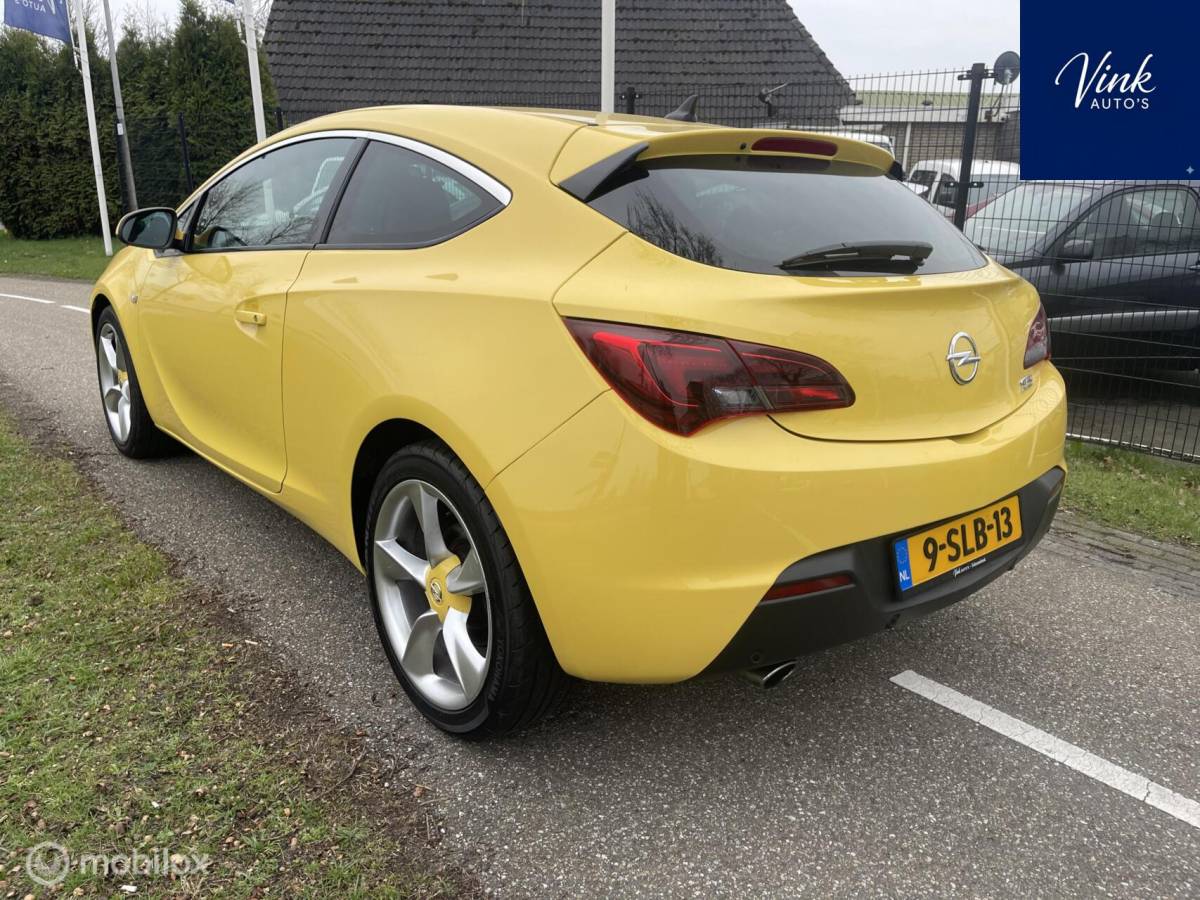Opel Astra Opel Astra GTC 1.6 Turbo Design Edition | Leer | NAV