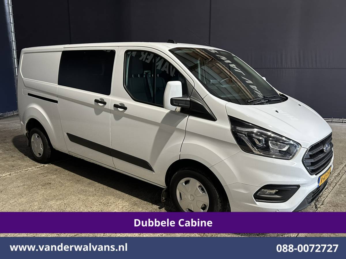 Ford Transit Custom Ford Transit Custom 2.0 TDCI 130pk L2H1 Dubbele Cabine Euro6 Airco | 6-Zits | Xenon | Camera | Navigatie | Apple Carplay | LED Android Auto, Cruisecontrol, Stoelverwarming, Verwarmde voorruit, Parkeersensoren