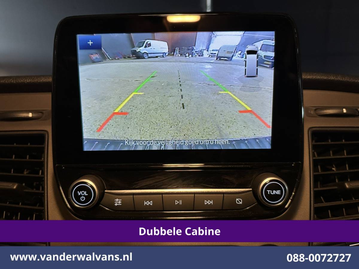 Ford Transit Custom Ford Transit Custom 2.0 TDCI 130pk L2H1 Dubbele Cabine Euro6 Airco | 6-Zits | Xenon | Camera | Navigatie | Apple Carplay | LED Android Auto, Cruisecontrol, Stoelverwarming, Verwarmde voorruit, Parkeersensoren