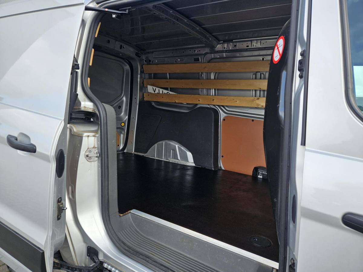 Ford Transit Connect Ford Transit Connect 1.5 L2 Airco Cruise Trekhaak