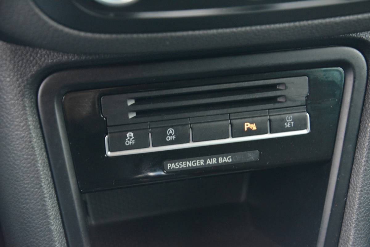 Volkswagen  Volkswagen Sharan 2.0 TDI Highline BlueMotion | Navigatie | Radio | Cruise | Elek Ramen | NL auto!! | VAN Grijs kenteken UNIEK!!!!