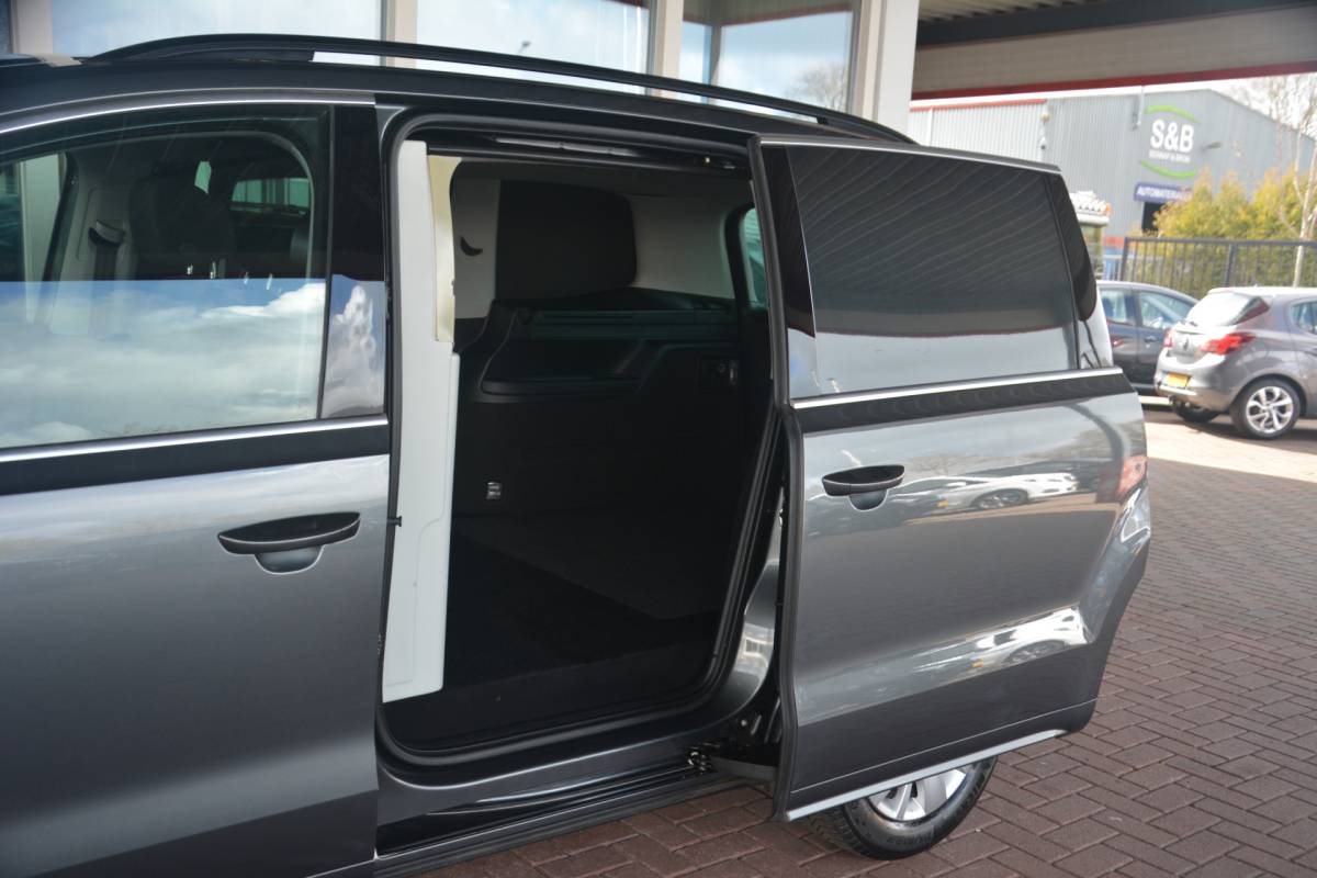 Volkswagen  Volkswagen Sharan 2.0 TDI Highline BlueMotion | Navigatie | Radio | Cruise | Elek Ramen | NL auto!! | VAN Grijs kenteken UNIEK!!!!