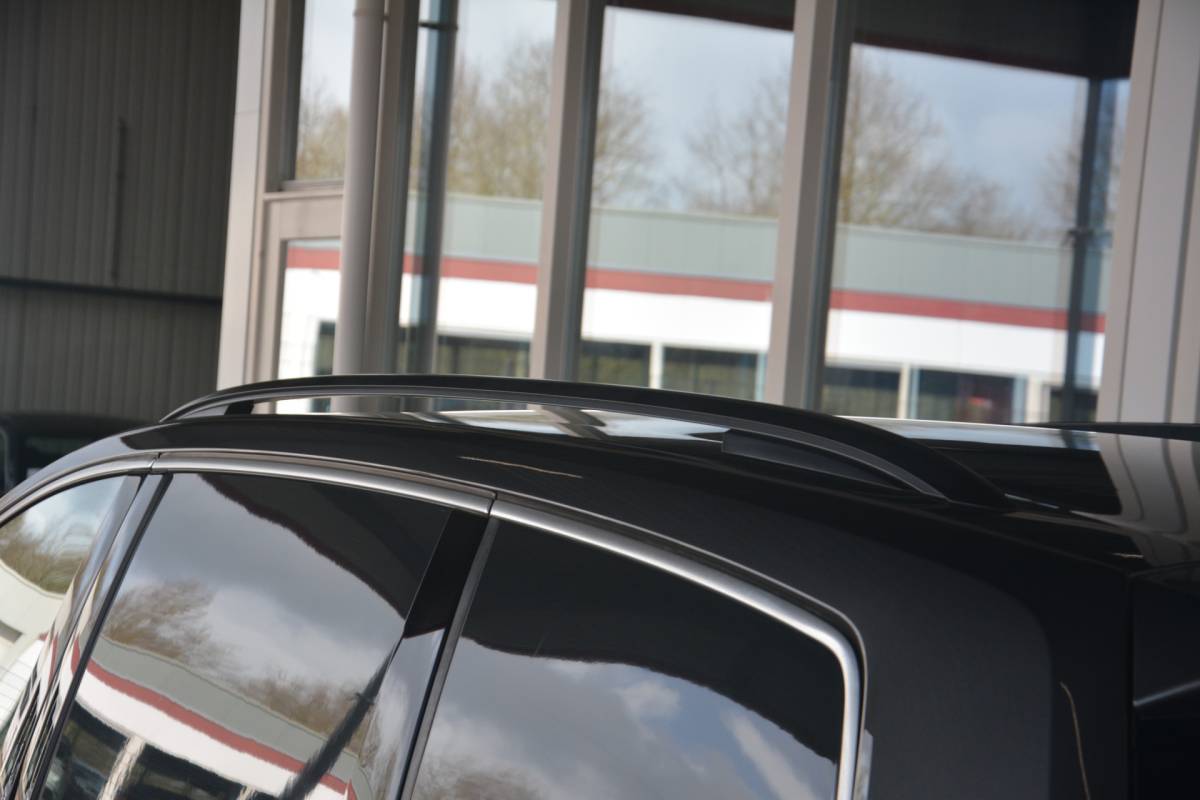 Volkswagen  Volkswagen Sharan 2.0 TDI Highline BlueMotion | Navigatie | Radio | Cruise | Elek Ramen | NL auto!! | VAN Grijs kenteken UNIEK!!!!