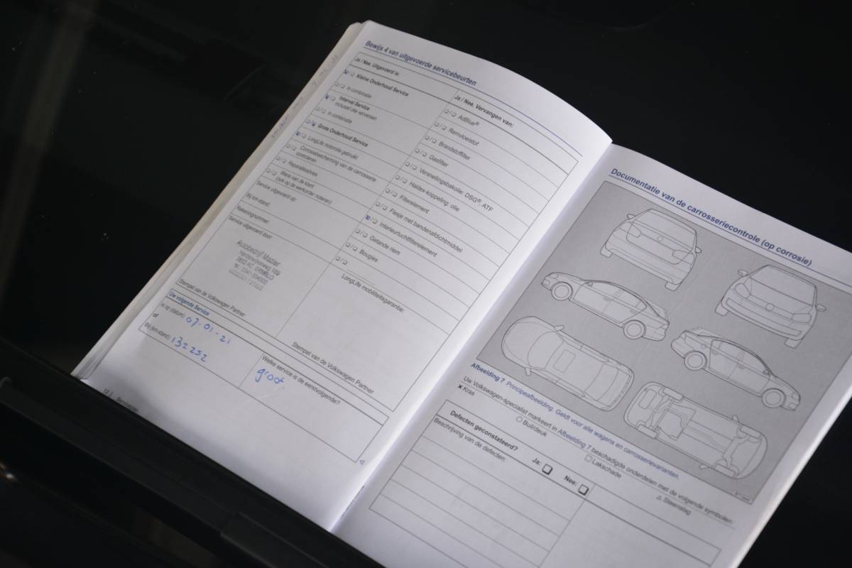 Volkswagen  Volkswagen Sharan 2.0 TDI Highline BlueMotion | Navigatie | Radio | Cruise | Elek Ramen | NL auto!! | VAN Grijs kenteken UNIEK!!!!