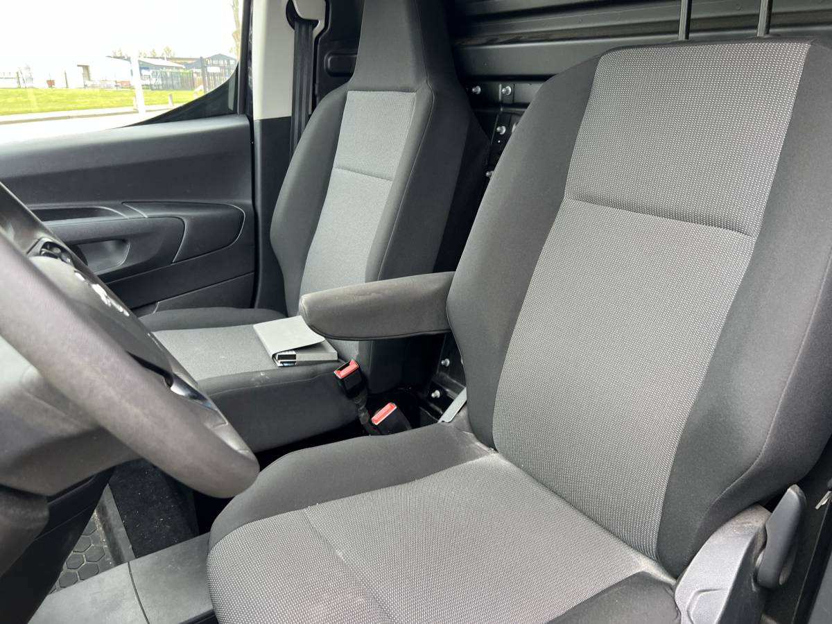 Opel Combo Opel Combo 1.5D L2H1 Navi/Carplay/Camera/Cruise