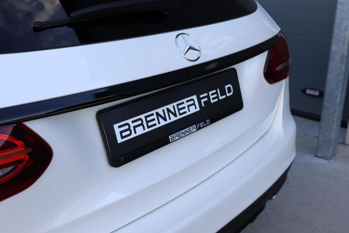 Mercedes-Benz C-Klasse Mercedes C-klasse Estate 400 4MATIC AMG Line / Panoramadak / Memory stoelen / Night Pakket / Burmester Surround