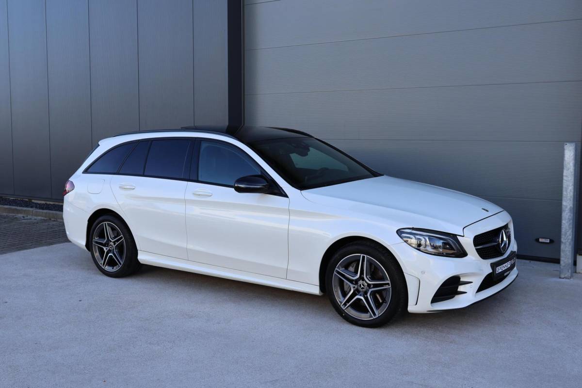 Mercedes-Benz C-Klasse Mercedes C-klasse Estate 400 4MATIC AMG Line / Panoramadak / Memory stoelen / Night Pakket / Burmester Surround