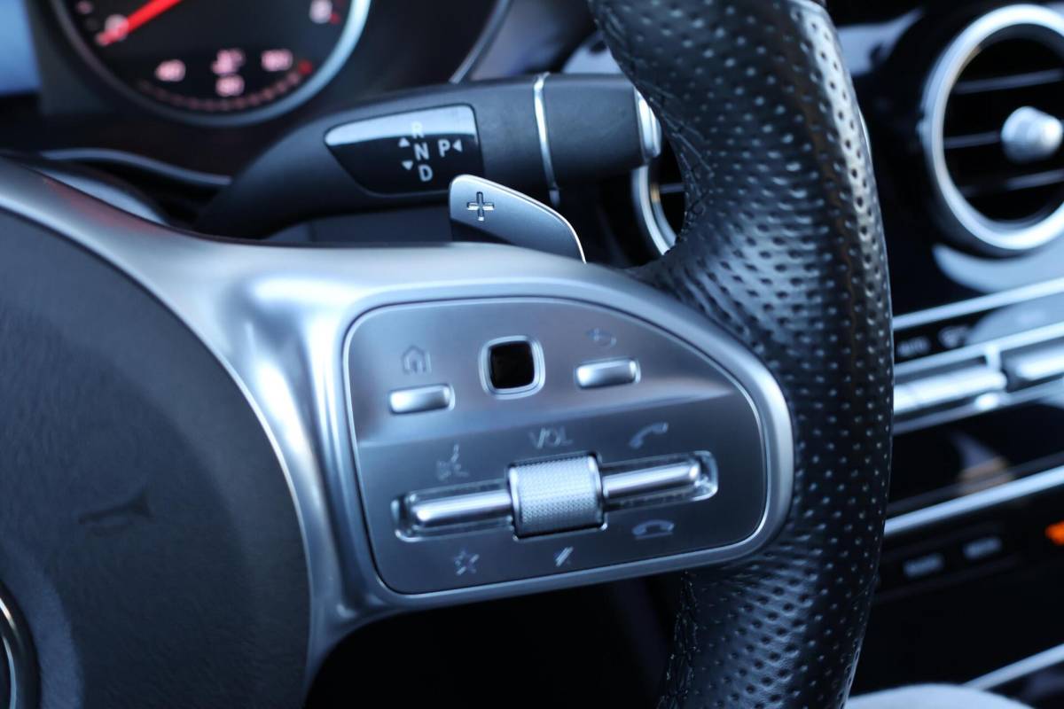 Mercedes-Benz C-Klasse Mercedes C-klasse Estate 400 4MATIC AMG Line / Panoramadak / Memory stoelen / Night Pakket / Burmester Surround