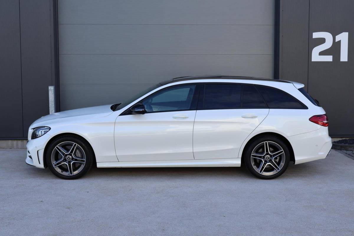 Mercedes-Benz C-Klasse Mercedes C-klasse Estate 400 4MATIC AMG Line / Panoramadak / Memory stoelen / Night Pakket / Burmester Surround