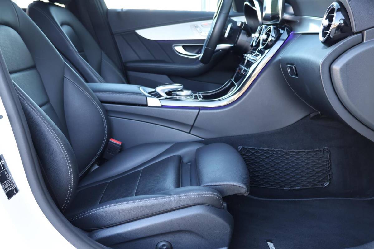 Mercedes-Benz C-Klasse Mercedes C-klasse Estate 400 4MATIC AMG Line / Panoramadak / Memory stoelen / Night Pakket / Burmester Surround