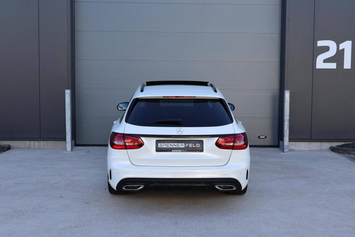Mercedes-Benz C-Klasse Mercedes C-klasse Estate 400 4MATIC AMG Line / Panoramadak / Memory stoelen / Night Pakket / Burmester Surround