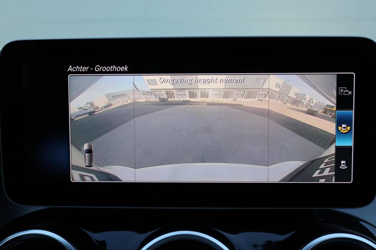 Mercedes-Benz C-Klasse Mercedes C-klasse Estate 400 4MATIC AMG Line / Panoramadak / Memory stoelen / Night Pakket / Burmester Surround