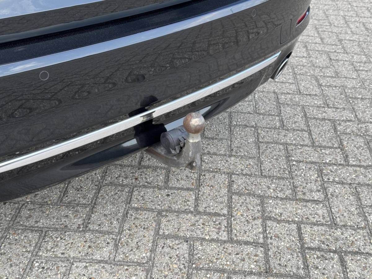 BMW 5 Serie BMW 5-serie 520i High Executive Edition Virtualcockpit/Leer/LED/Camera/Stoelverwarming/Trekhaak