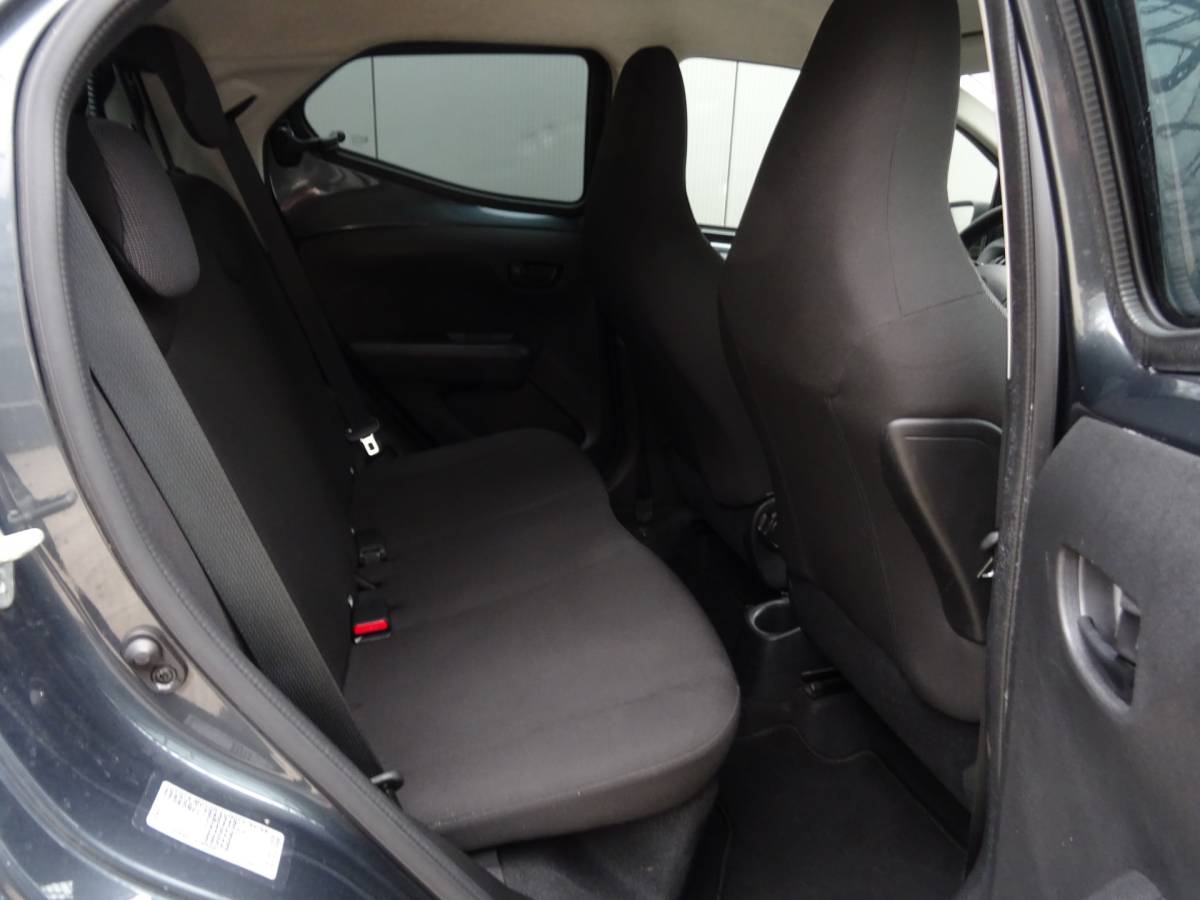 Toyota Aygo Toyota Aygo 1.0 VVT-i x-fun * EXTRA GETINT GLAS * VOLLE TANK !!