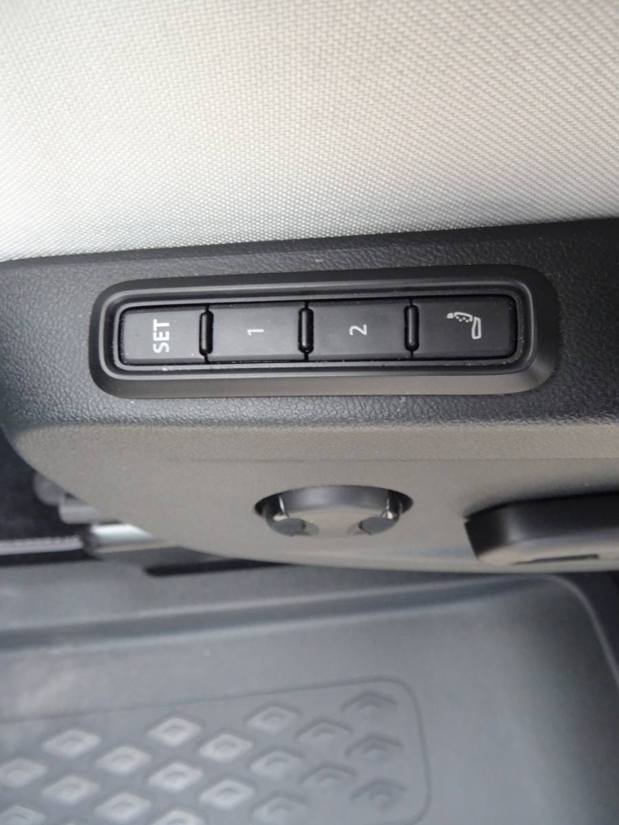 Volkswagen ID. Buzz Volkswagen ID. Buzz Pro 77kWh * IQ LIGHT * MASSAGE * TREKHAAK !!