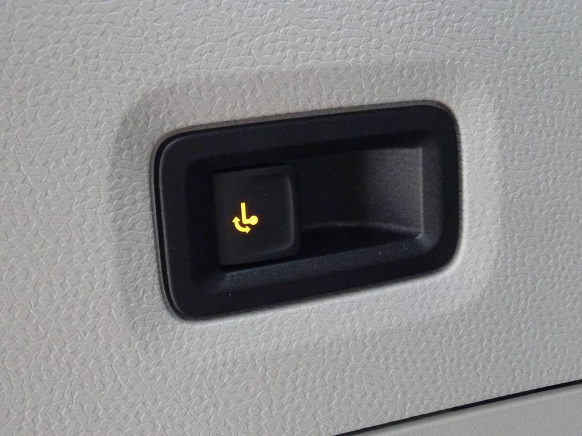Volkswagen ID. Buzz Volkswagen ID. Buzz Pro 77kWh * IQ LIGHT * MASSAGE * TREKHAAK !!