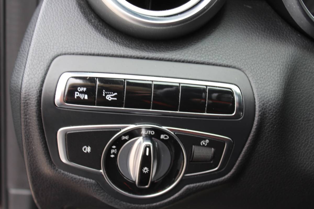 Mercedes-Benz C-Klasse Mercedes-Benz C-klasse 250 Prestige AMG PAKKET NETTE AUTOMAAT