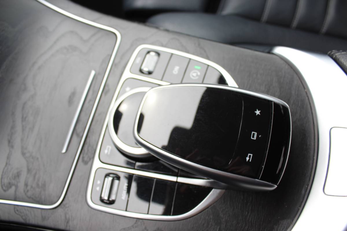 Mercedes-Benz C-Klasse Mercedes-Benz C-klasse 250 Prestige AMG PAKKET NETTE AUTOMAAT