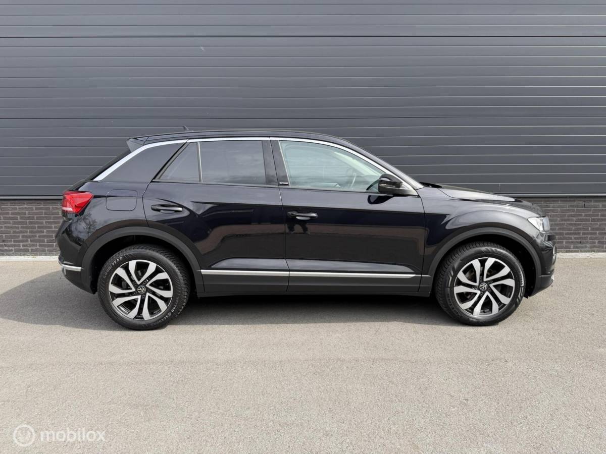 Volkswagen T-Roc Volkswagen T-Roc 1.5 TSI DSG Active CLIMA*CARPLAY*PDC*STOELVERW