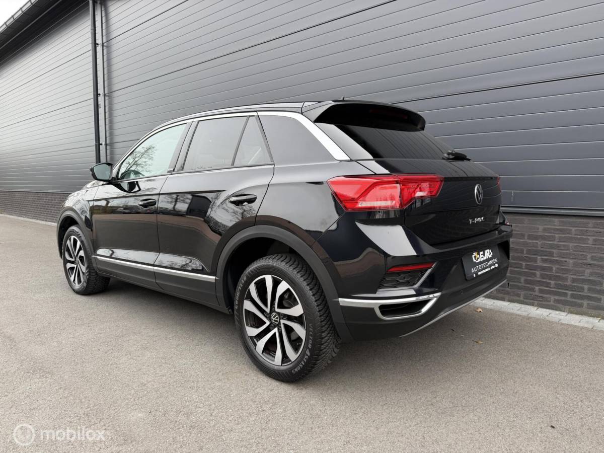 Volkswagen T-Roc Volkswagen T-Roc 1.5 TSI DSG Active CLIMA*CARPLAY*PDC*STOELVERW