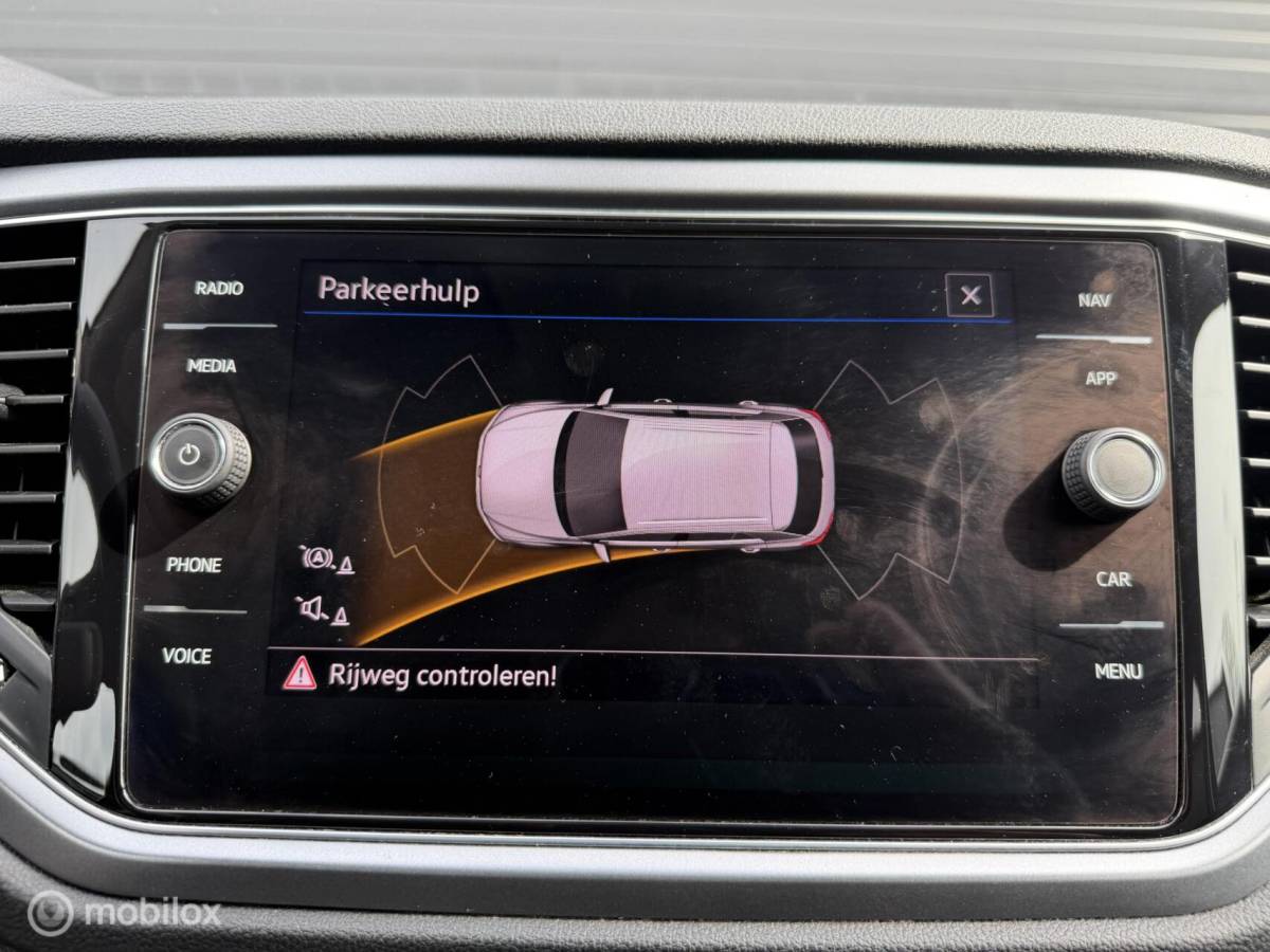 Volkswagen T-Roc Volkswagen T-Roc 1.5 TSI DSG Active CLIMA*CARPLAY*PDC*STOELVERW