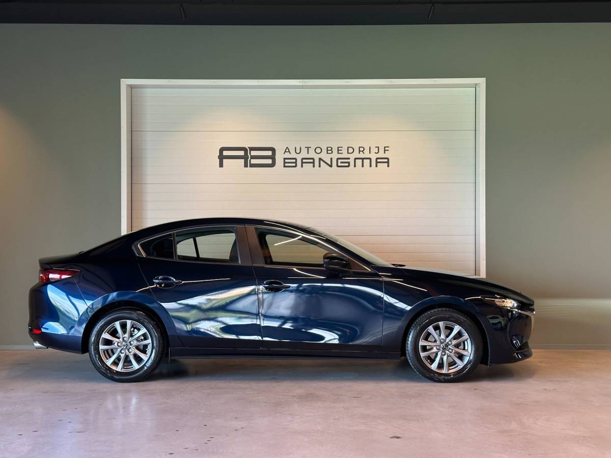 Mazda 3 Mazda 3 2.0 e-SkyActiv-G M Hybrid 122 COMFORT-uitv|NAVIGATIE|CLIMA AIRCO|ADAPTIVE CRUISE CONTROL|LM-VELG|HEAD UP DISPLAY|XENON