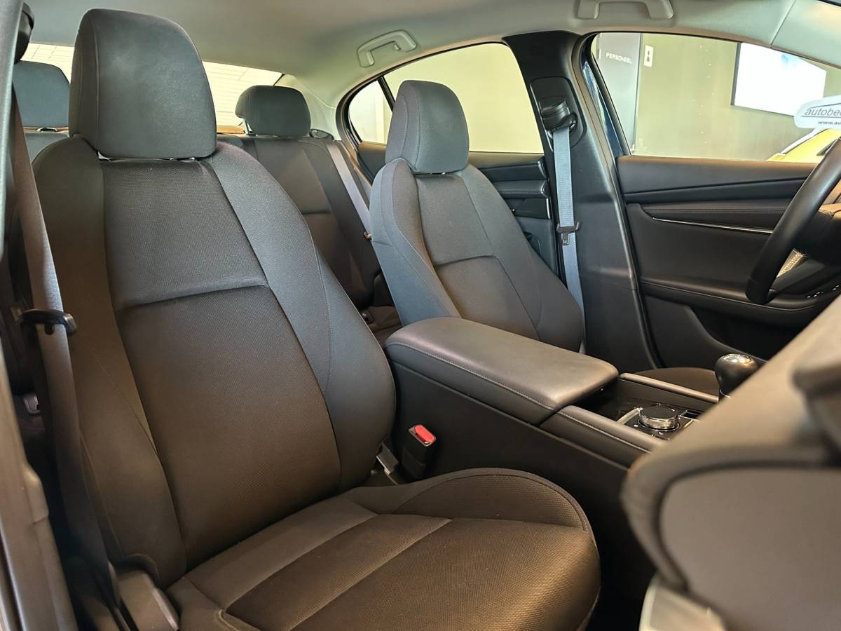 Mazda 3 Mazda 3 2.0 e-SkyActiv-G M Hybrid 122 COMFORT-uitv|NAVIGATIE|CLIMA AIRCO|ADAPTIVE CRUISE CONTROL|LM-VELG|HEAD UP DISPLAY|XENON