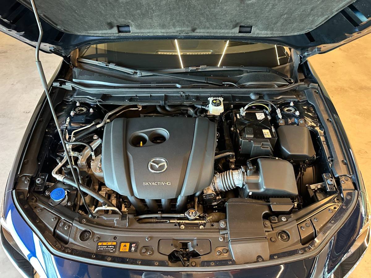 Mazda 3 Mazda 3 2.0 e-SkyActiv-G M Hybrid 122 COMFORT-uitv|NAVIGATIE|CLIMA AIRCO|ADAPTIVE CRUISE CONTROL|LM-VELG|HEAD UP DISPLAY|XENON