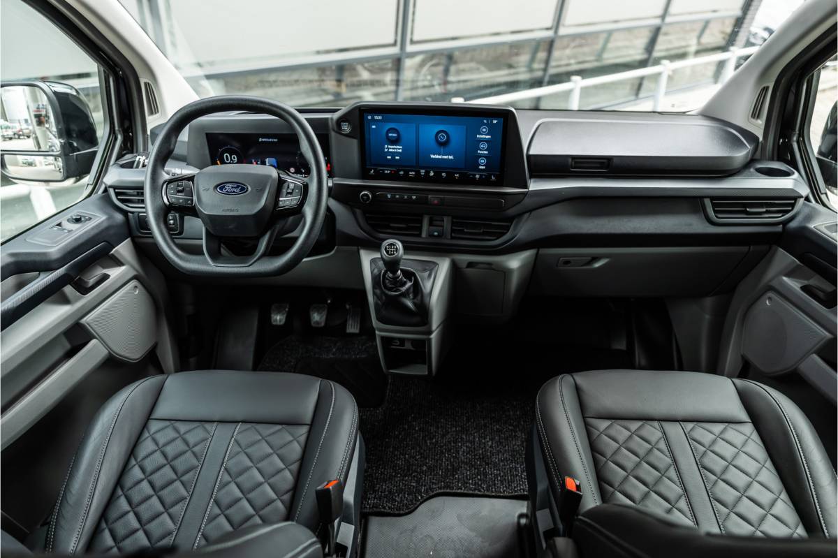 Ford Transit Custom Ford Transit Custom 320 2.0 TDCI L2H1 DC | Dubbel Cabine | L+R Schuifdeur | 5-Zitter | Camera | CarPlay | Lane Assist | PDC V+A | Raptor Edition | Verlengde fabrieksgarantie tot 12-2029