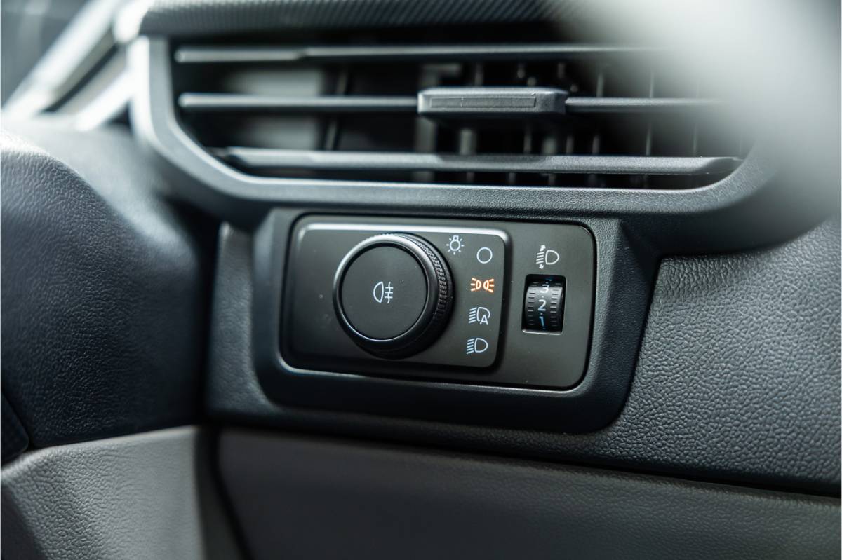 Ford Transit Custom Ford Transit Custom 320 2.0 TDCI L2H1 DC | Dubbel Cabine | L+R Schuifdeur | 5-Zitter | Camera | CarPlay | Lane Assist | PDC V+A | Raptor Edition | Verlengde fabrieksgarantie tot 12-2029