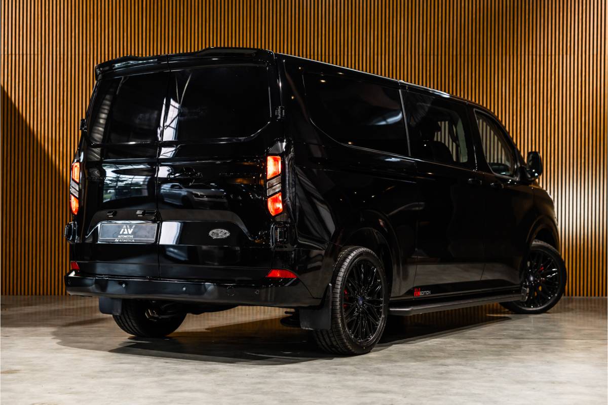Ford Transit Custom Ford Transit Custom 320 2.0 TDCI L2H1 DC | Dubbel Cabine | L+R Schuifdeur | 5-Zitter | Camera | CarPlay | Lane Assist | PDC V+A | Raptor Edition | Verlengde fabrieksgarantie tot 12-2029