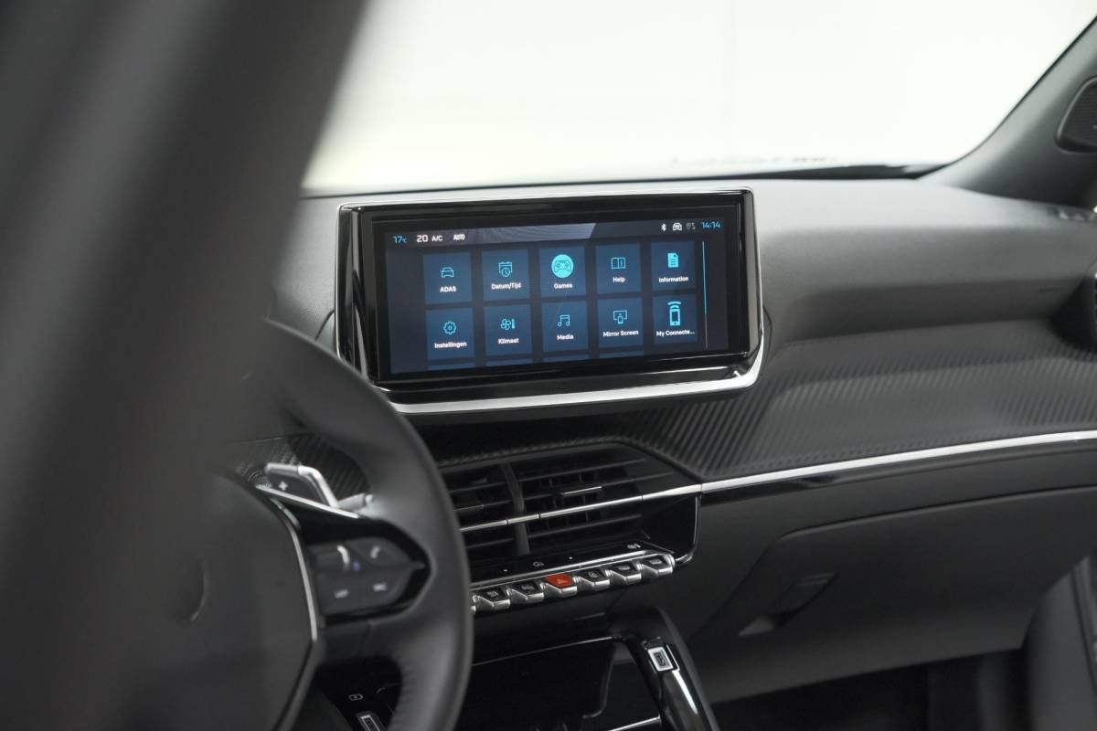 Peugeot 2008 Peugeot 2008 1.2 Hybrid 145 Allure | 360 Camera | Adaptieve Cruise Control | Dodehoekdetectie | Apple Carplay