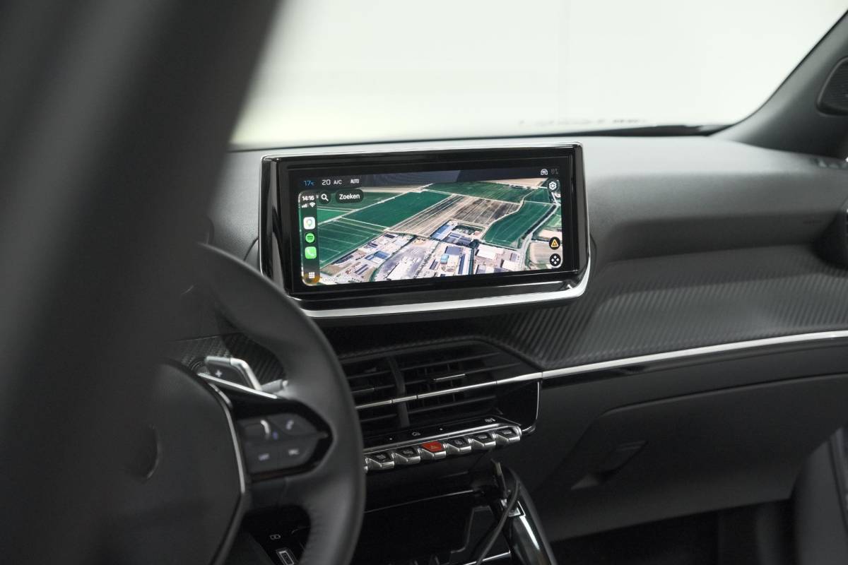 Peugeot 2008 Peugeot 2008 1.2 Hybrid 145 Allure | 360 Camera | Adaptieve Cruise Control | Dodehoekdetectie | Apple Carplay