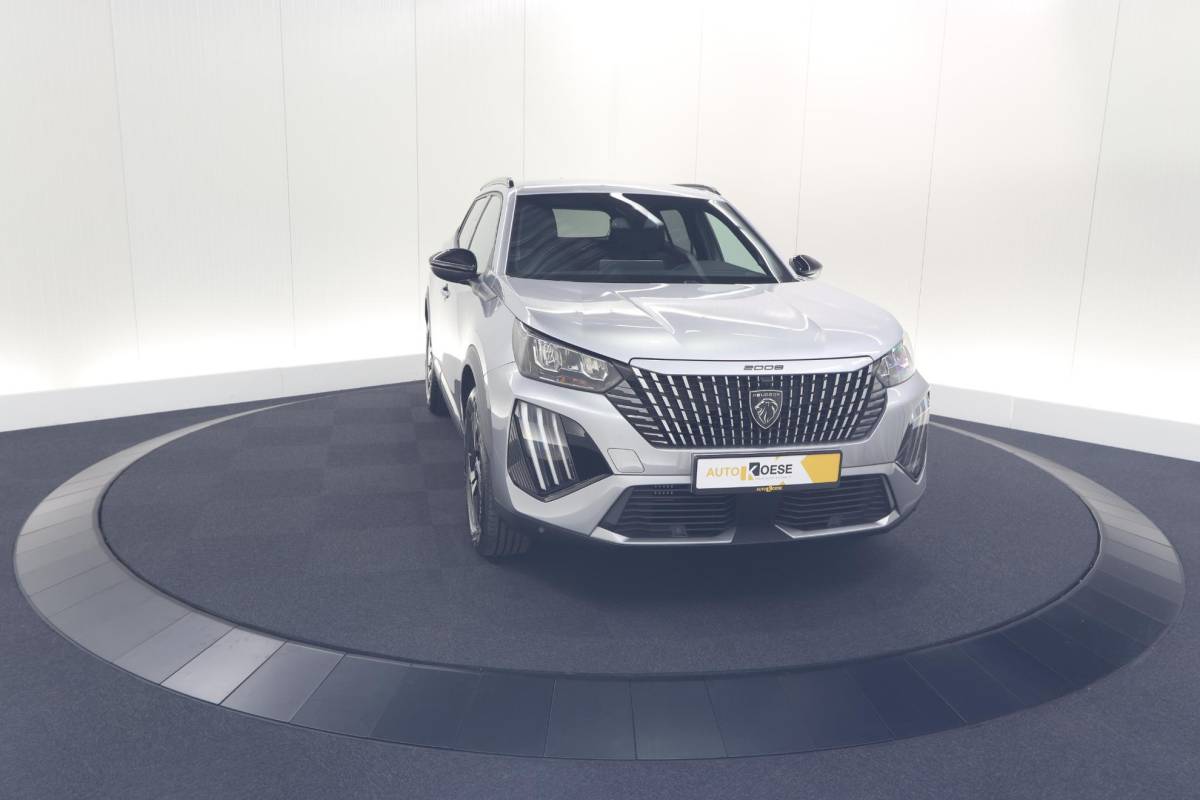 Peugeot 2008 Peugeot 2008 1.2 Hybrid 145 Allure | 360 Camera | Adaptieve Cruise Control | Dodehoekdetectie | Apple Carplay