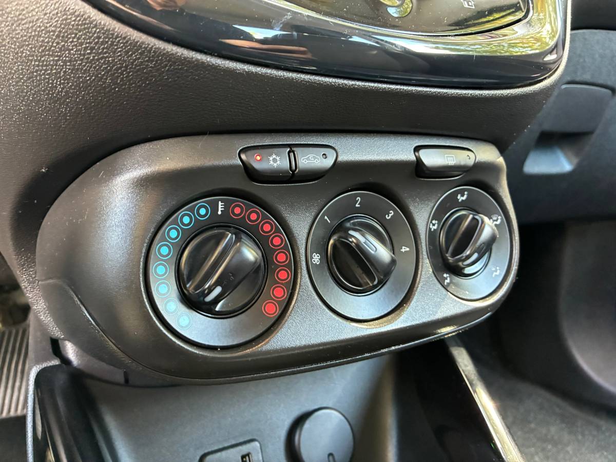 Opel ADAM Opel ADAM 1.4 Glam | ” 68.000 KM ” + Airco + Cruise Nu € 7.450,-!!!