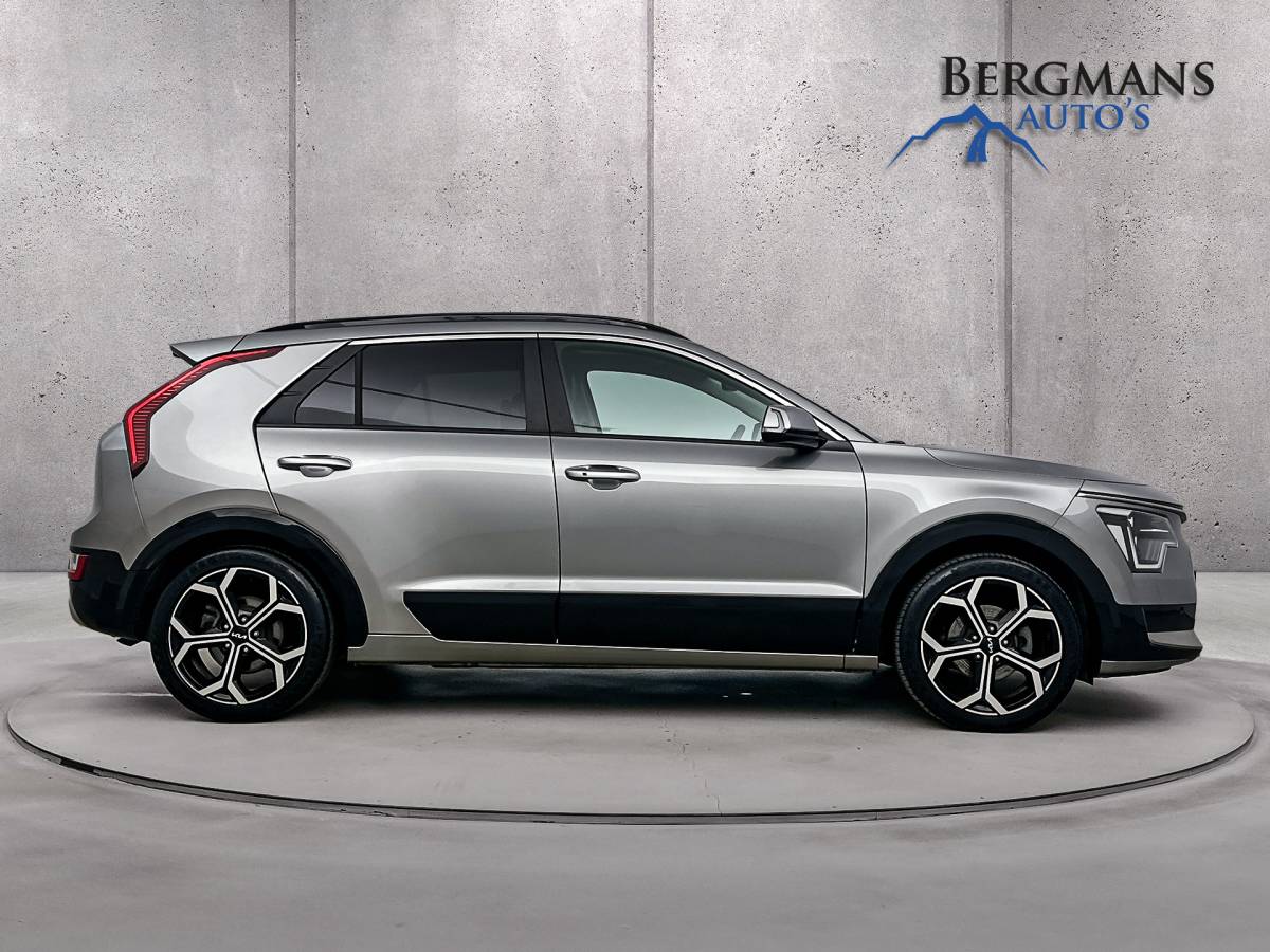 Kia Niro Kia Niro 1.6 GDi Hybrid ExecutiveLine // DEALERONDERHOUDEN // TREKHAAK // SCHUIFDAK //