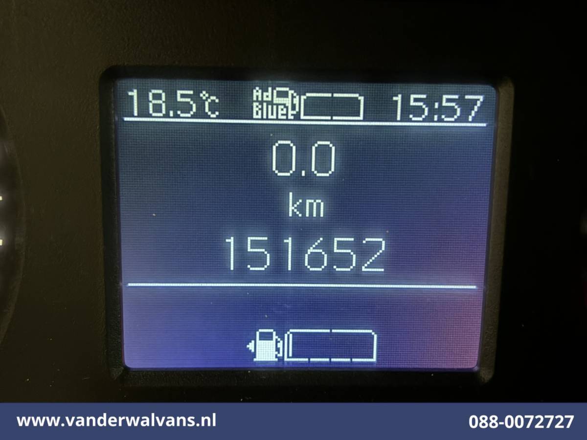 Mercedes-Benz Sprinter Mercedes-Benz Sprinter 317 CDI 170pk L3H2 Euro6 Airco | Camera | Apple Carplay | Android Auto | Stoelverwarming Bijrijdersbank